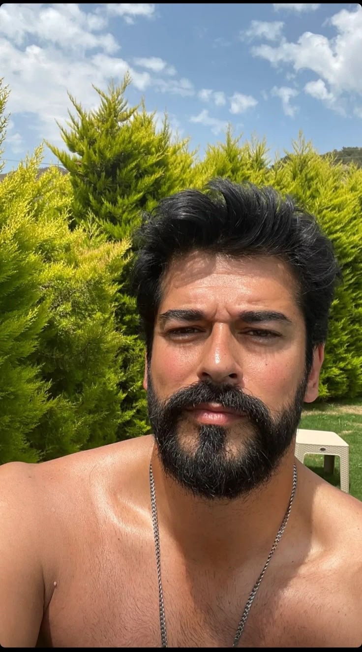 Burak ozcivit